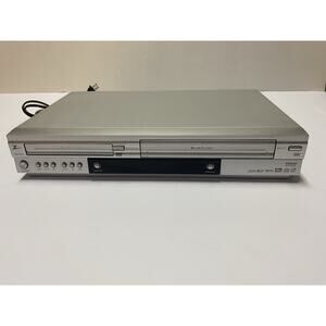 Zenith DVD Player/Video Cassette Recorder XBV443 - No Remote
